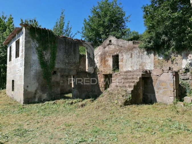 Quinta T0 para Venda em Penhalonga e Paços de Gaiolo Foto 26