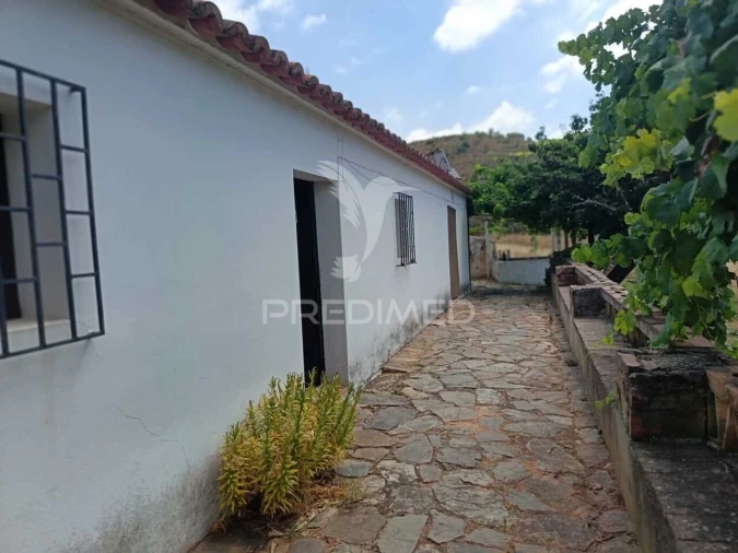 Quinta T5 para Venda em São Barnabe Foto 1