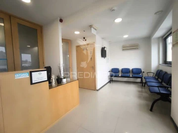 Loja para Trespasse em Martim