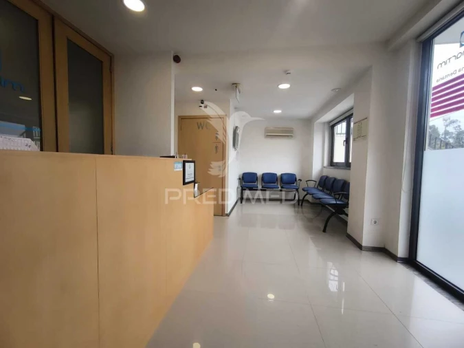 Loja para Trespasse em Martim Foto 7