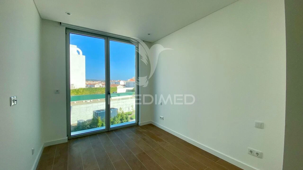 Apartamento T1 para Venda em São Martinho do Porto Foto 35