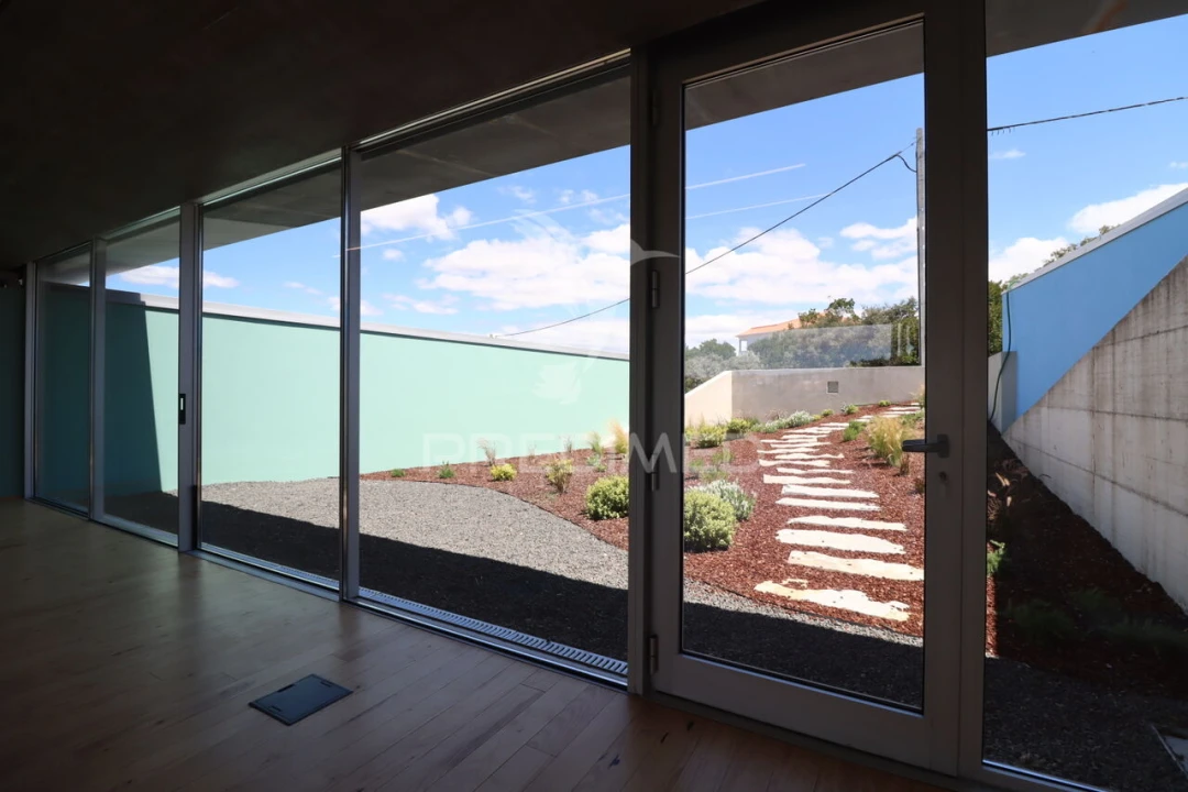 Moradia T3 para Venda em Fatima Foto 7