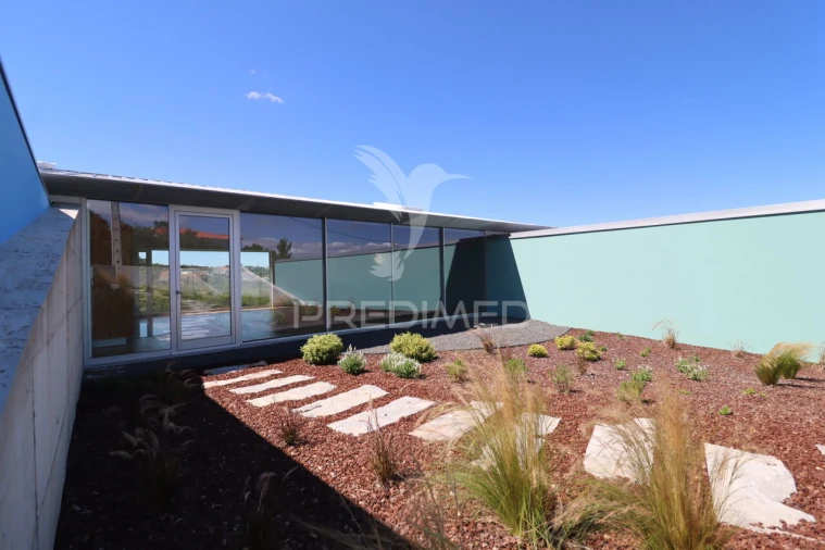 Moradia T3 para Venda em Fatima Foto 35