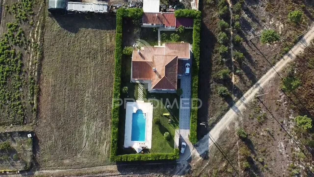 Moradia T4 para Venda em Silveira Foto 16