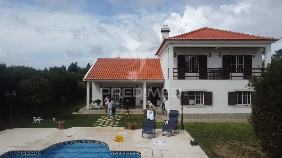 Moradia T4 para Venda em Silveira