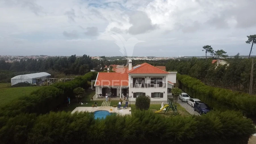 Moradia T4 para Venda em Silveira Foto 7