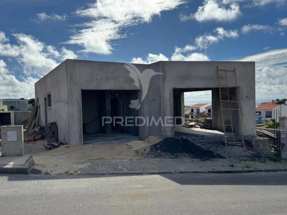 Moradia T3 para Venda em Porto Santo Foto 2