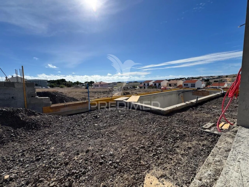 Moradia T3 para Venda em Porto Santo Foto 7