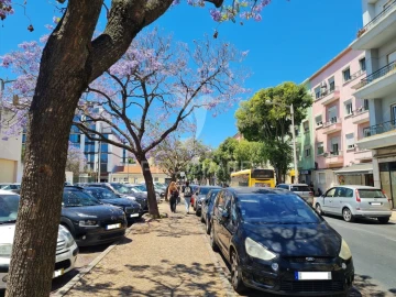 Apartamento T2 para Venda em Benfica