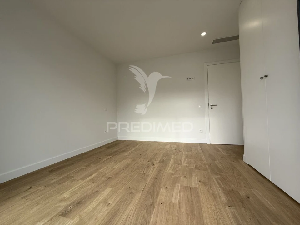 Apartamento T3 para Venda em Leiria, Pousos, Barreira e Cortes Foto 17