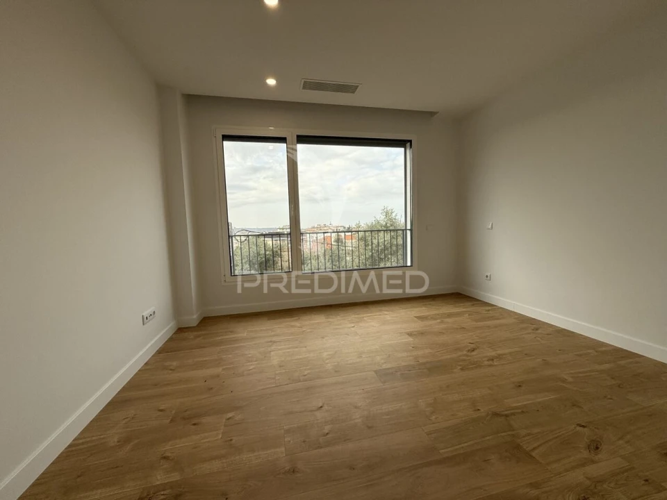 Apartamento T3 para Venda em Leiria, Pousos, Barreira e Cortes Foto 22