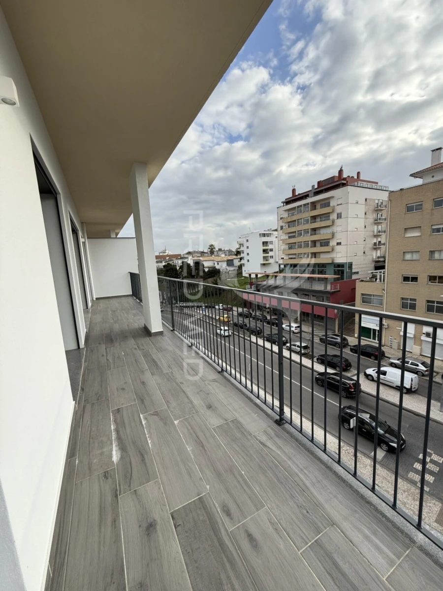 Apartamento T3 para Venda em Leiria, Pousos, Barreira e Cortes Foto 29