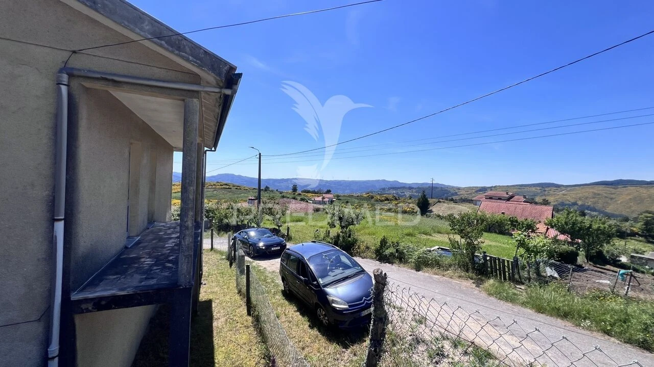 Moradia T3 para Venda em Rio Douro Foto 4