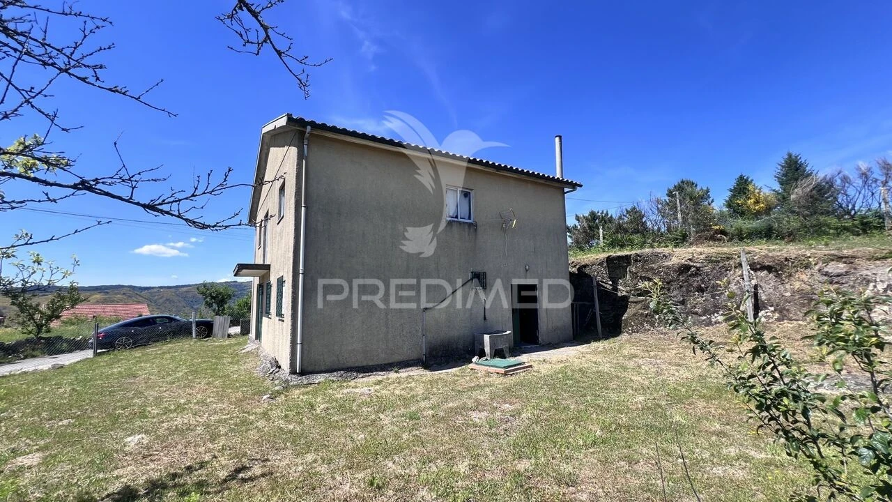 Moradia T3 para Venda em Rio Douro Foto 2