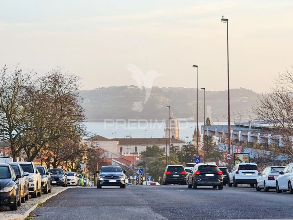 Loja para Arrendamento em Belém Foto 29