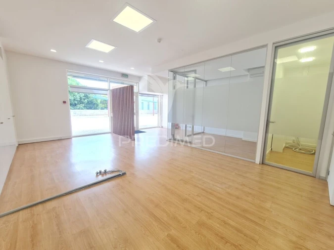 Loja para Arrendamento em Belém