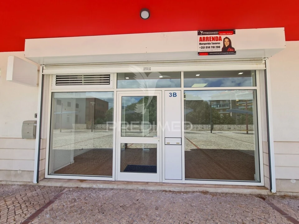 Loja para Arrendamento em Belém Foto 15