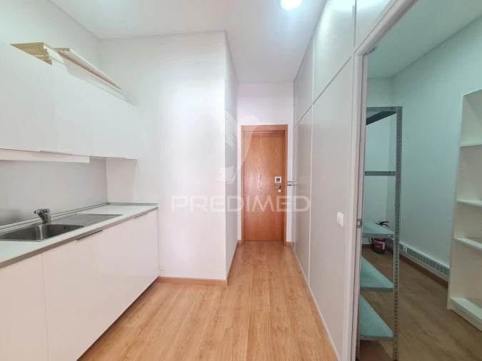 Loja para Arrendamento em Belém Foto 11