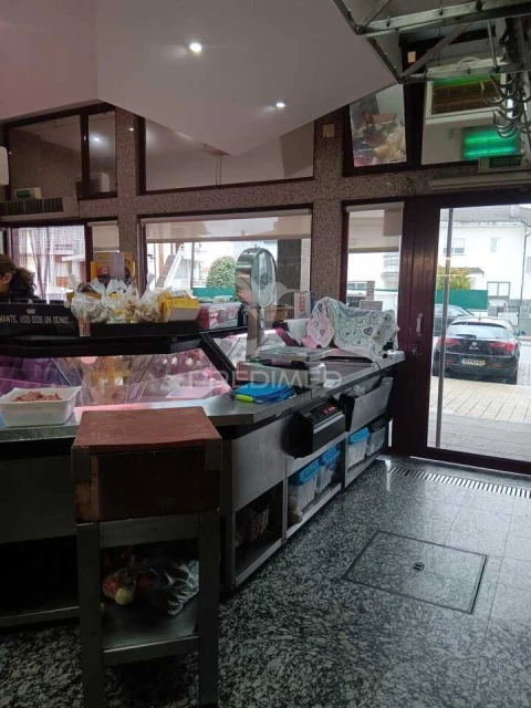 Loja para Trespasse em Rio Tinto