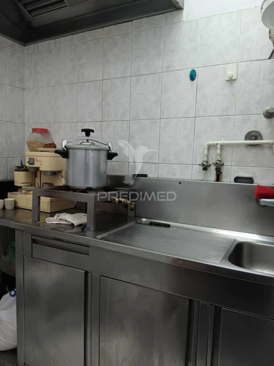 Loja para Trespasse em Rio Tinto Foto 11