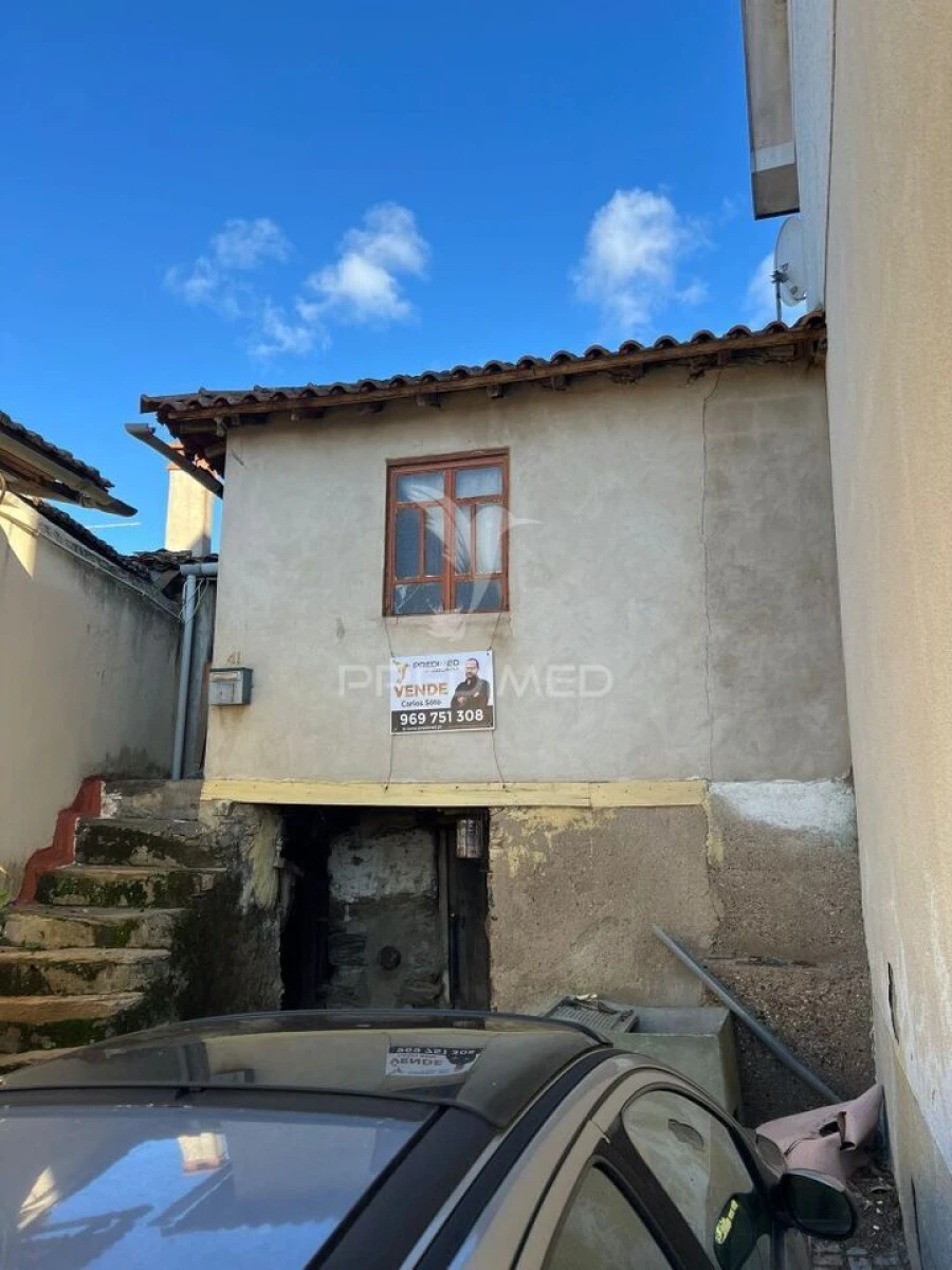 Moradia T2 para Venda em São Salvador Foto 4