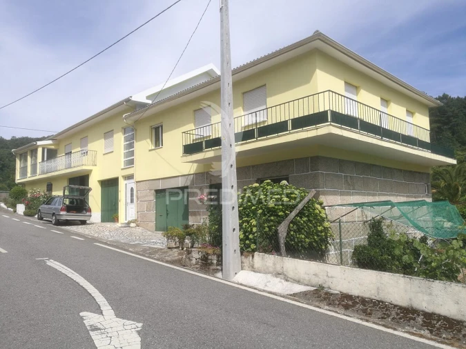 Quinta T5 para Venda em Arnas