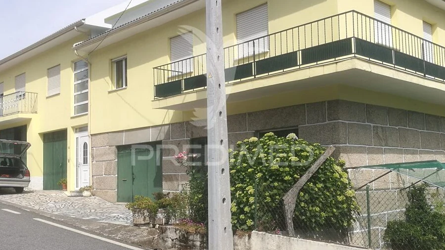 Quinta T5 para Venda em Arnas