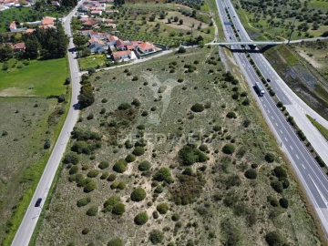 Terreno para Venda em Zibreira