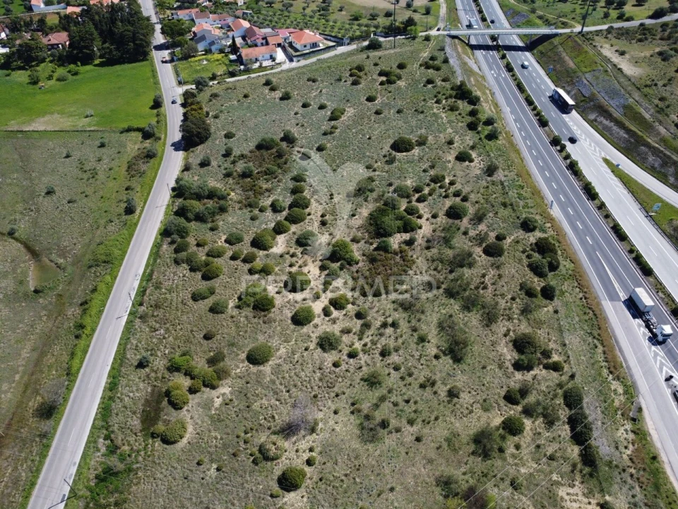 Terreno para Venda em Zibreira Foto 12