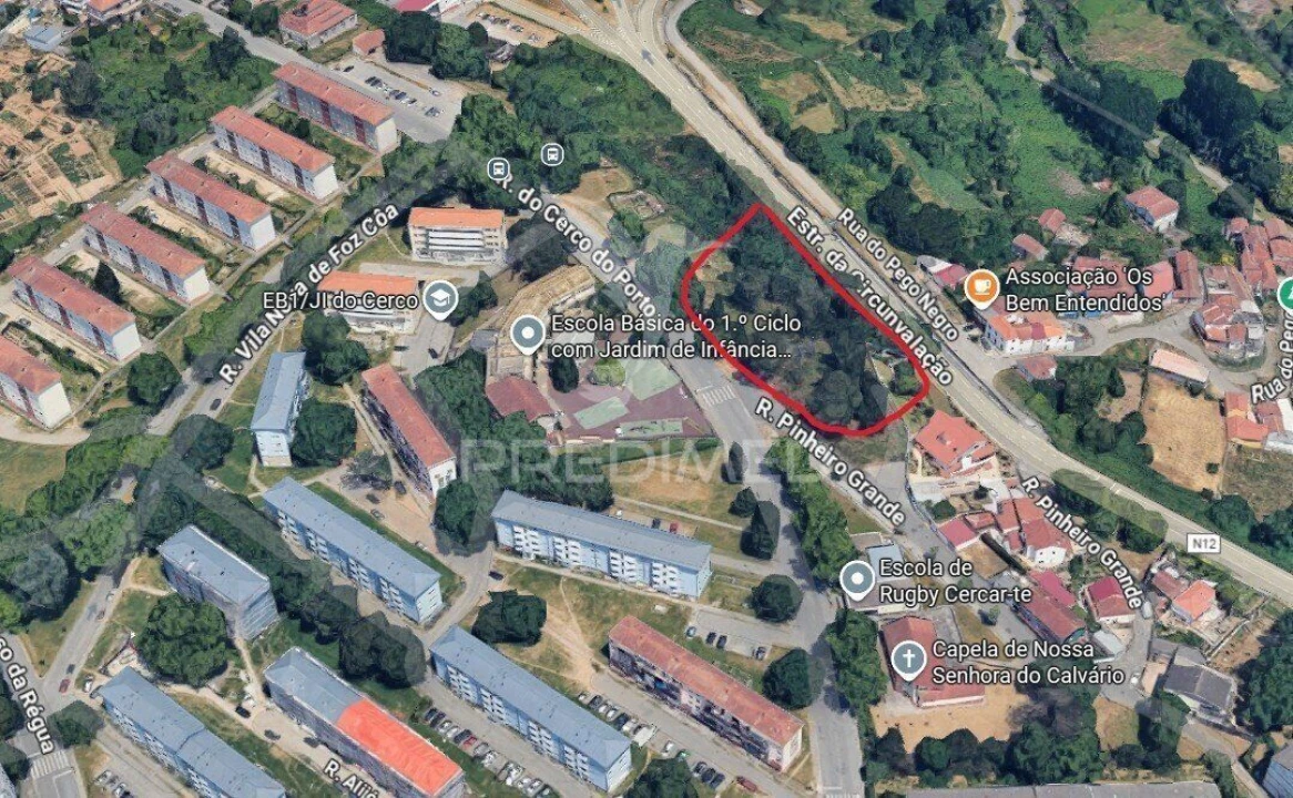 Terreno para Venda em Campanhã Foto 1