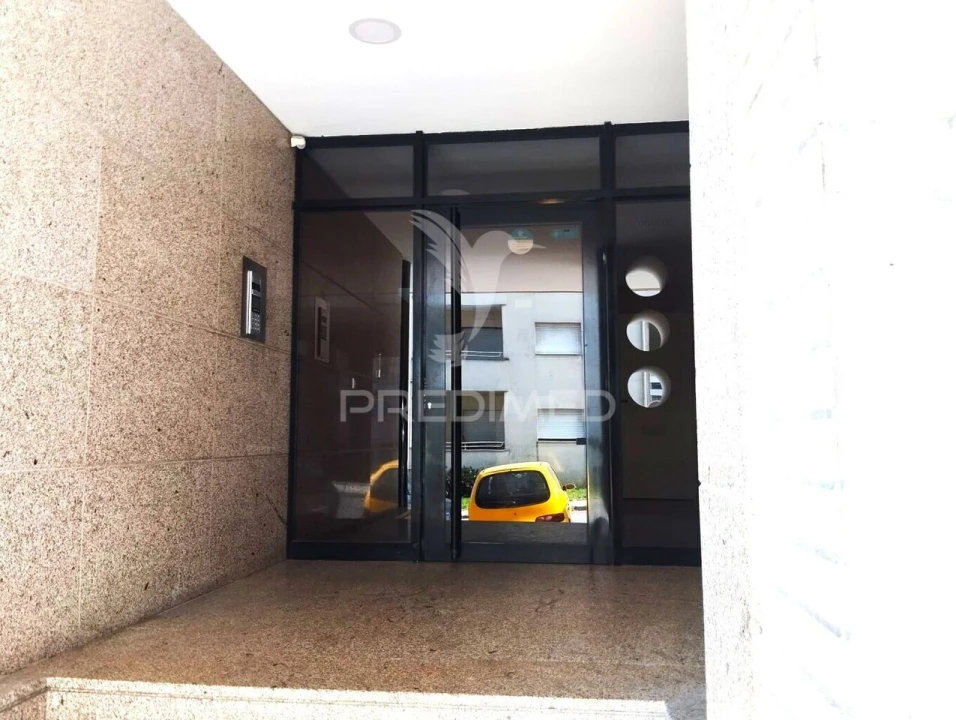 Apartamento T1 para Venda em São Vitor (Braga) Foto 3