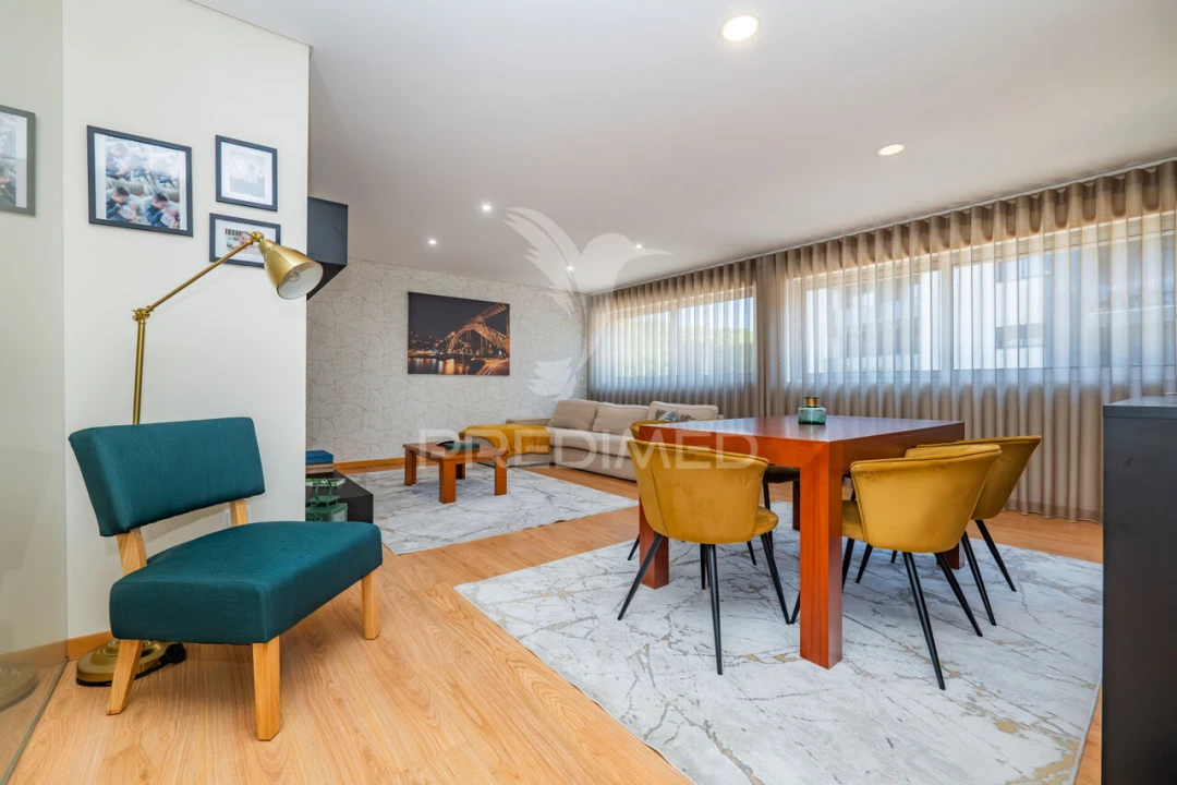 Apartamento T3 para Venda em Vila de Prado Foto 14