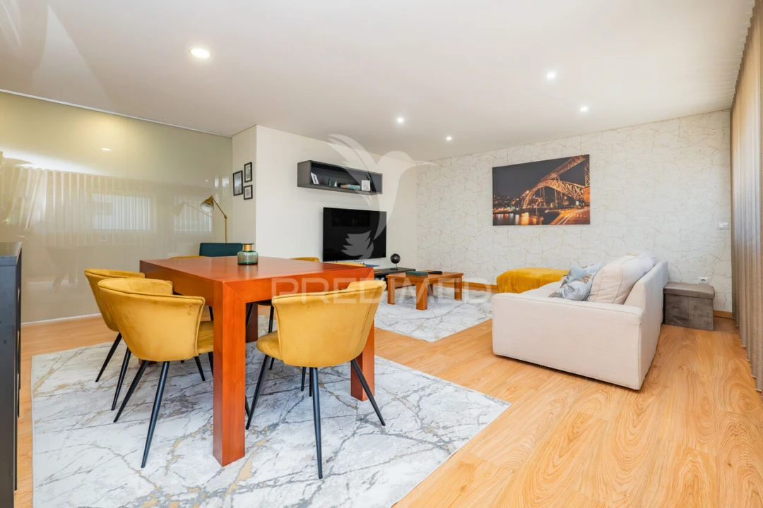 Apartamento T3 para Venda em Vila de Prado Foto 8