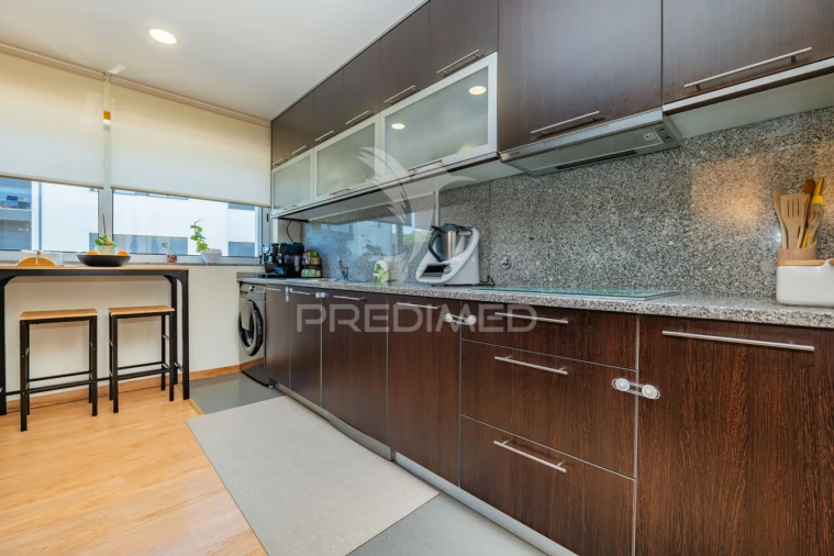 Apartamento T3 para Venda em Vila de Prado Foto 4