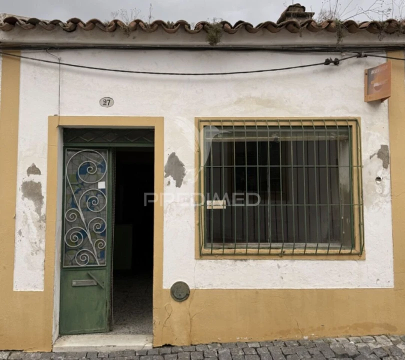 Moradia T1 para Venda em Cuba Foto 16