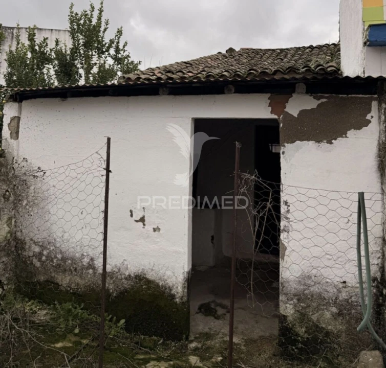 Moradia T1 para Venda em Cuba Foto 14