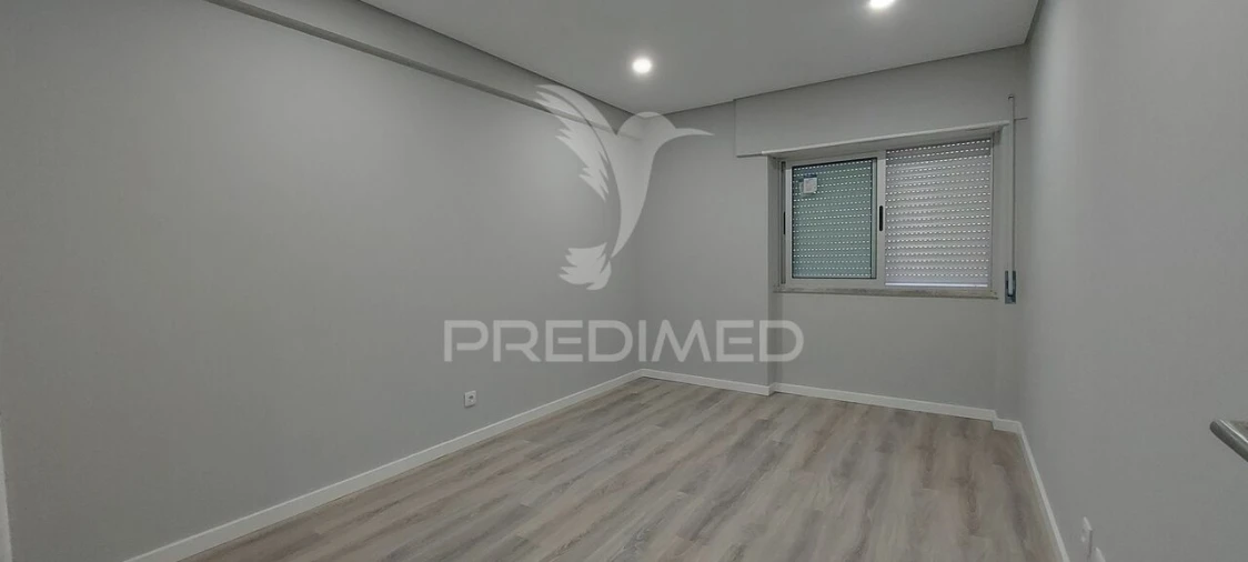 Apartamento T2 para Venda em Amora Foto 15