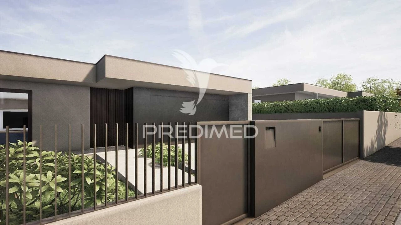 Moradia T4 para Venda em Soutelo Foto 17