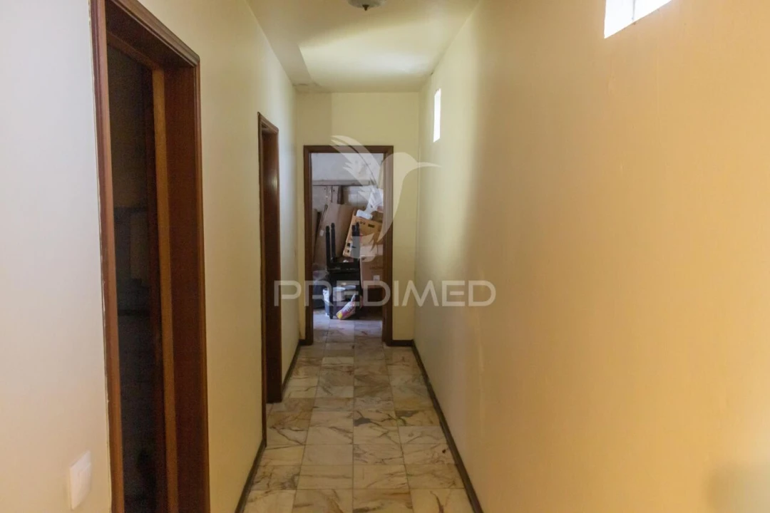 Moradia T2 para Venda em Praia da Vitoria (Santa Cruz) Foto 10