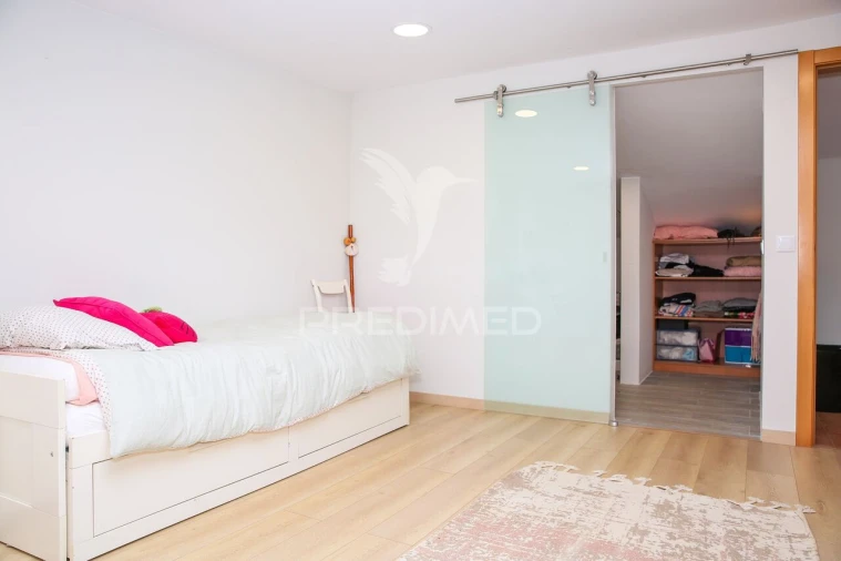 Moradia T5 para Venda em Milharado Foto 28