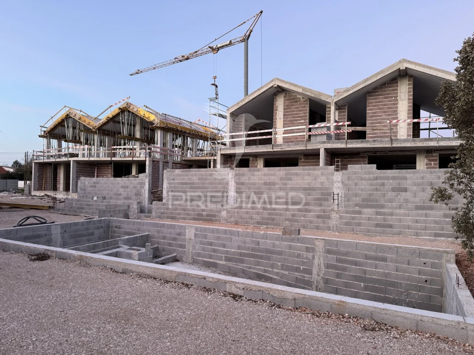 Moradia T3 para Venda em Fatima Foto 28