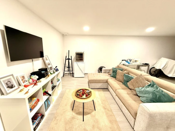 Moradia T3 para Venda em Quelfes Foto 33