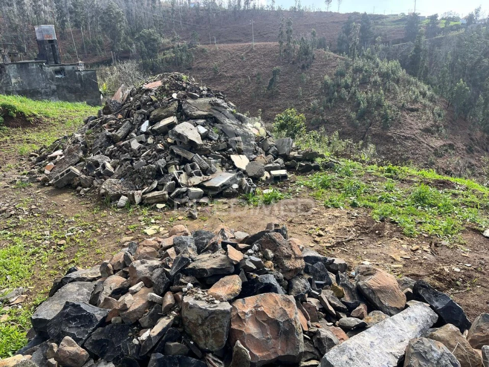 Moradia T3 para Venda em Ponta do Pargo Foto 2