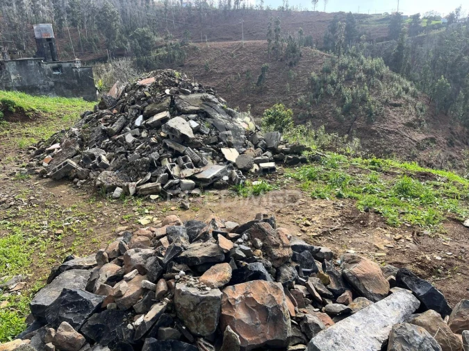 Moradia T3 para Venda em Ponta do Pargo Foto 2