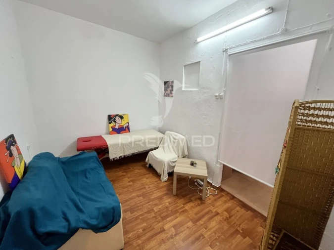 Loja para Arrendamento em Olhão Foto 12