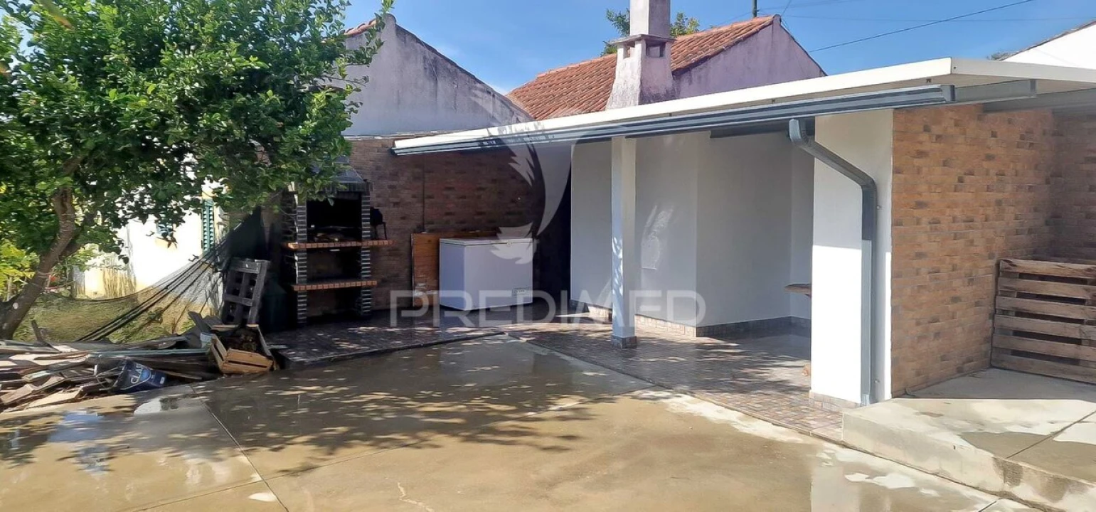 Moradia T2 para Venda em São João Baptista e Santa Maria dos Olivais Foto 1