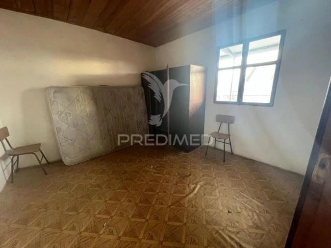 Moradia T0 para Venda em Morais Foto 32