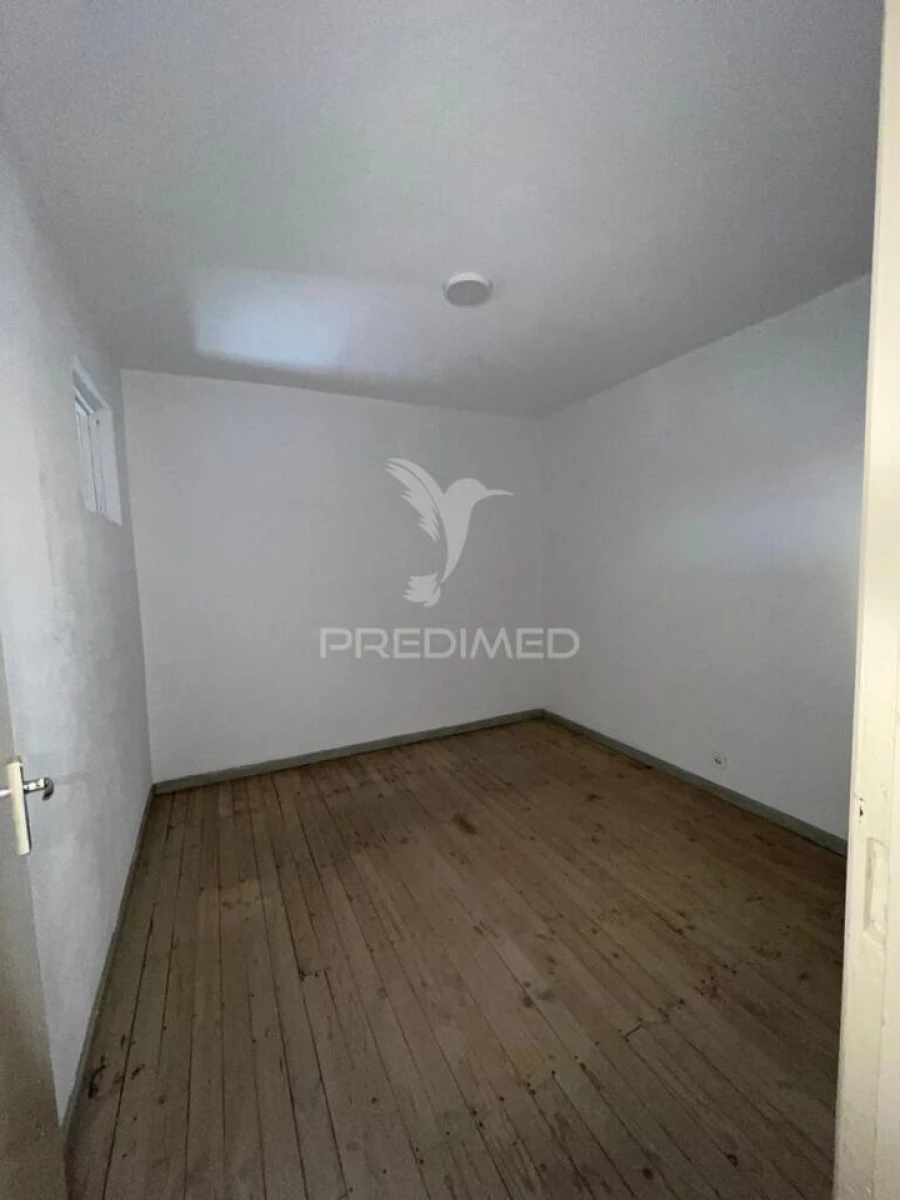 Moradia T0 para Venda em Morais Foto 10