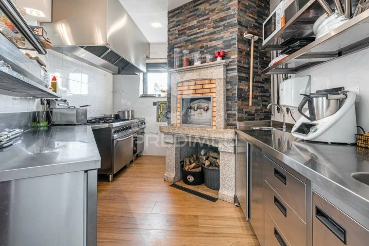 Moradia T3 para Venda em Quinchães Foto 32