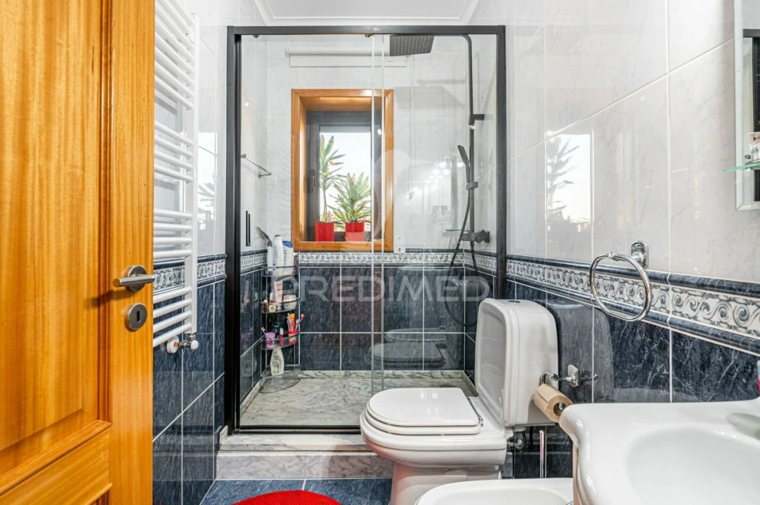 Moradia T3 para Venda em Quinchães Foto 10